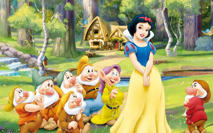 स्नो व्हाइट और सात बौनों की कहानी | Snow White And The Seven Dwarfs In Hindi